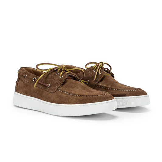 Boat shoe brown suede