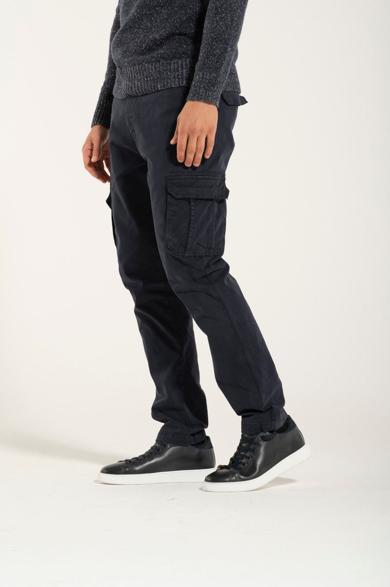 Navy blue pocket trousers